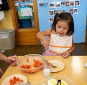MHCC_child_eating_web
